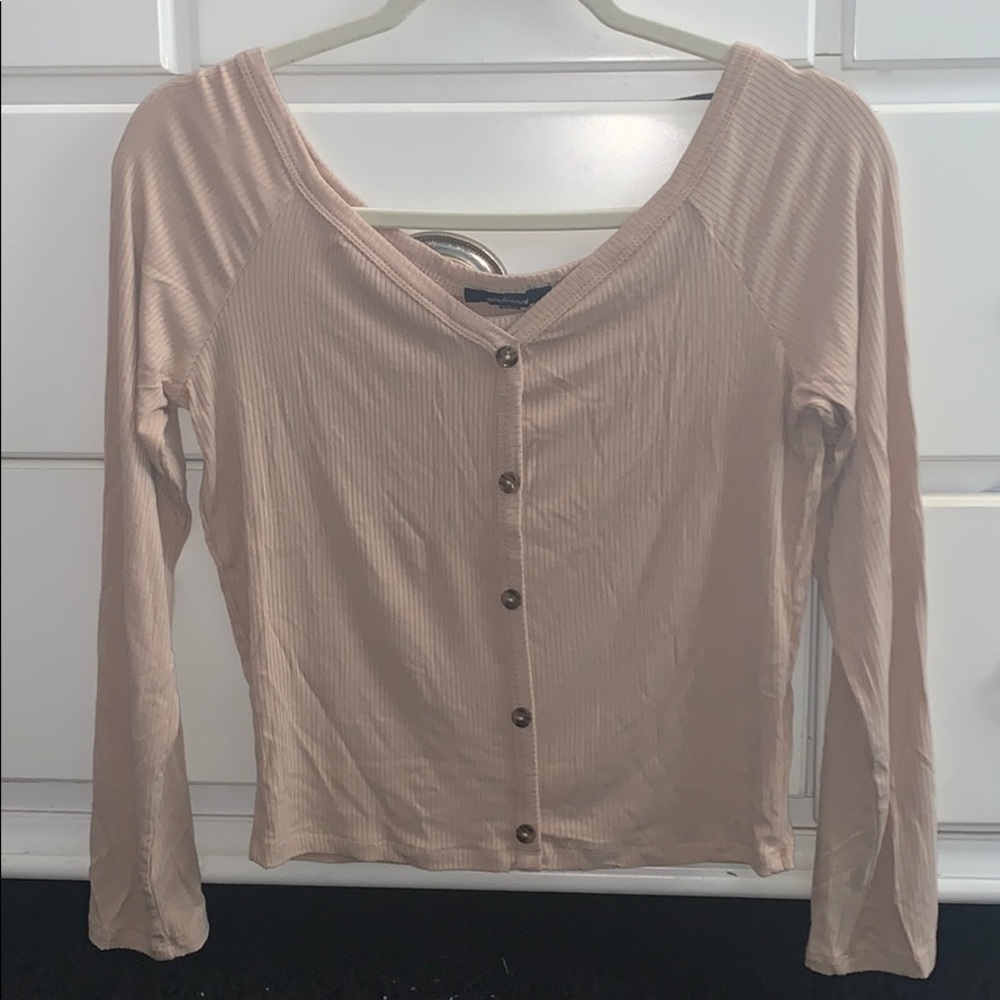 Long sleeve, not really cropped